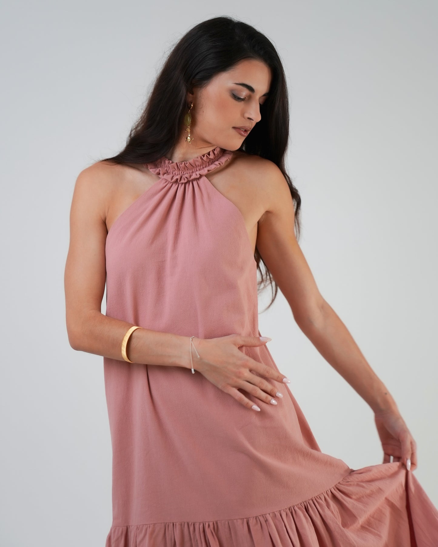 Vestido mimosa — algodón rústico, color rosa empolvado.