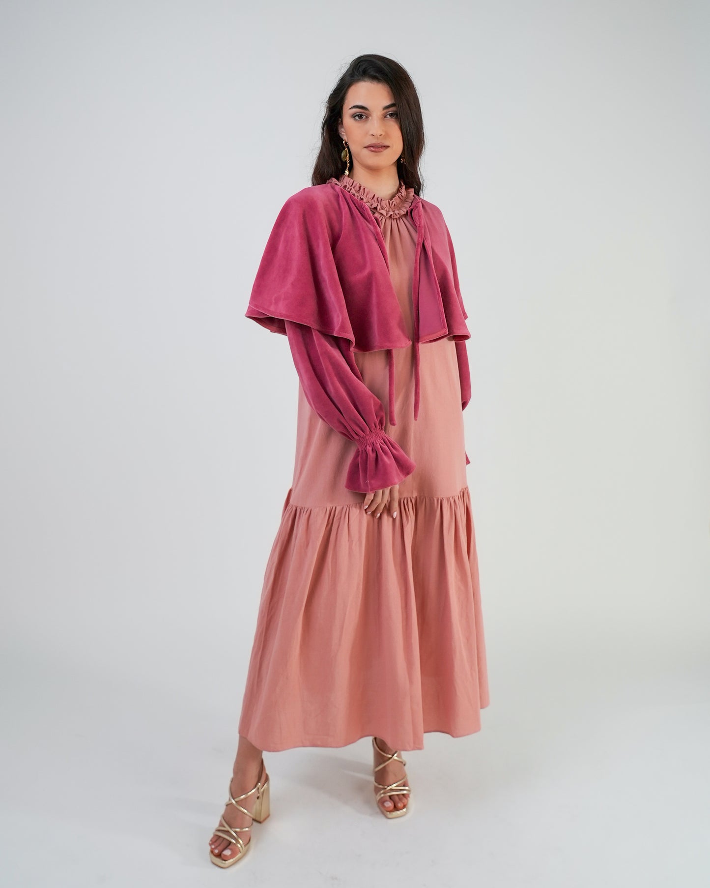 Vestido mimosa — algodón rústico, color rosa empolvado.